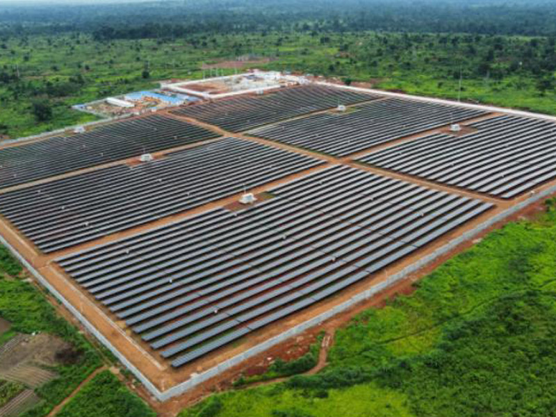 Солнечная электростанция при поддержке Китая снижает дефицит электроэнергии в Центральной Африке
