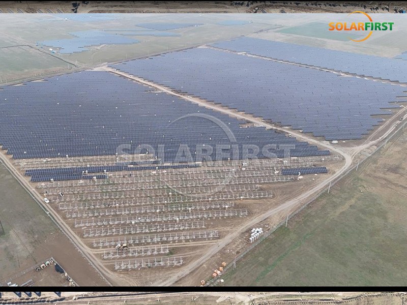 Солнечная электростанция Solar First Group Georgia мощностью 23,8 МВт: надежный монтаж в условиях высокой влажности и жары.